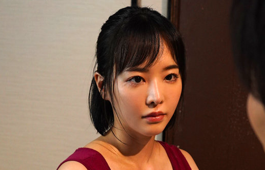 【ムッチリ人妻×生ハメ】激しい手マンされ腰を突き上げ感じちゃう！他人棒にバックからパコられ乳房を弾ませ悶えてしまうｗ