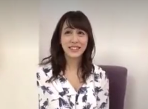 【美人妻×NTR】夫の目の前で他人棒を咥えてしまう！ギンギンの肉棒でハメられザーメンをたっぷり注入されちゃったｗ