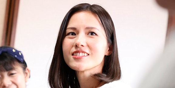 【美人奥さん×口内発射】エロい手マンやクンニされ他人棒が欲しくなる！騎乗位で突き上げられ髪を振り乱しイッテしまうｗ