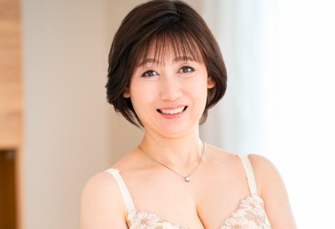 【濡れ濡れ美熟女×クンニ責め】他人棒にしゃぶりつきカチカチにしてあげる！大股開きで正常位を求めちゃうｗ