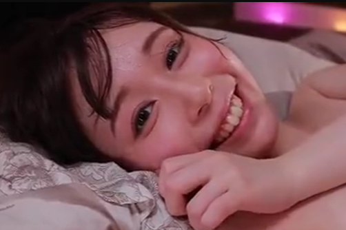 【汗だく美女×中出し】柔らかいオッパイで挟んでサオをビンビンにしてあげる！上下のお口に突っ込まれてイカされちゃうｗ