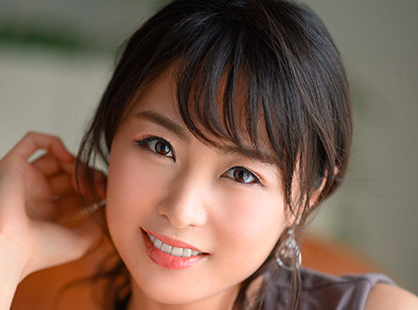 【ほっそり奥さん×手マンに濡れる】クンニされ恥ずかしくなっちゃう！他人棒で突き上げられ乳首をビンビンにしてイカされるｗ