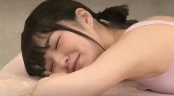 【美少女JK×電マ責め】身動き取れないままアソコをいじられ可愛いアへ顔してしまう！正常位でハメられ狂っちゃうｗ