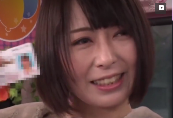 【敏感奥さん×グショ濡れ】他人棒をお口で大きくしてあげる！騎乗位で繋がると自分からお尻をくねらせイッテしまうｗ