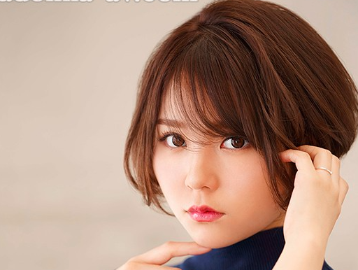 【美人奥さん×顔面騎乗位】玉袋をナメナメして他人棒を硬くしてあげる！バックでパコられエロい顔で悶えちゃうｗ