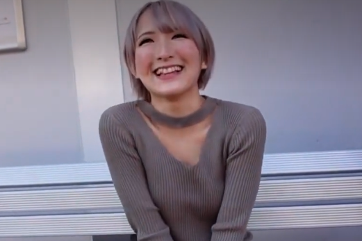 【淫乱お姉さん×放尿】青空の元ハメられてエロい顔で感じちゃう！乳首をビンビンにしながら中に発射されてしまうｗ