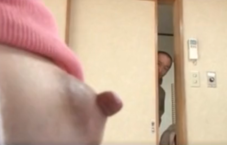 【人妻×母乳】お風呂での母乳マッサージからつい下半身へ手が伸びる…浴室に突撃した男とそのまま授乳プレイになだれこむｗ